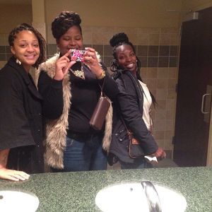 Meet your Posher, Wynelle